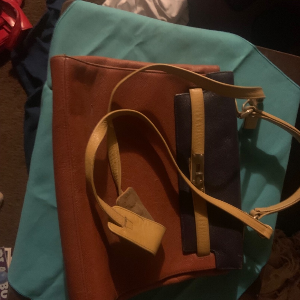 Leather Purses - Picture 5 of 9